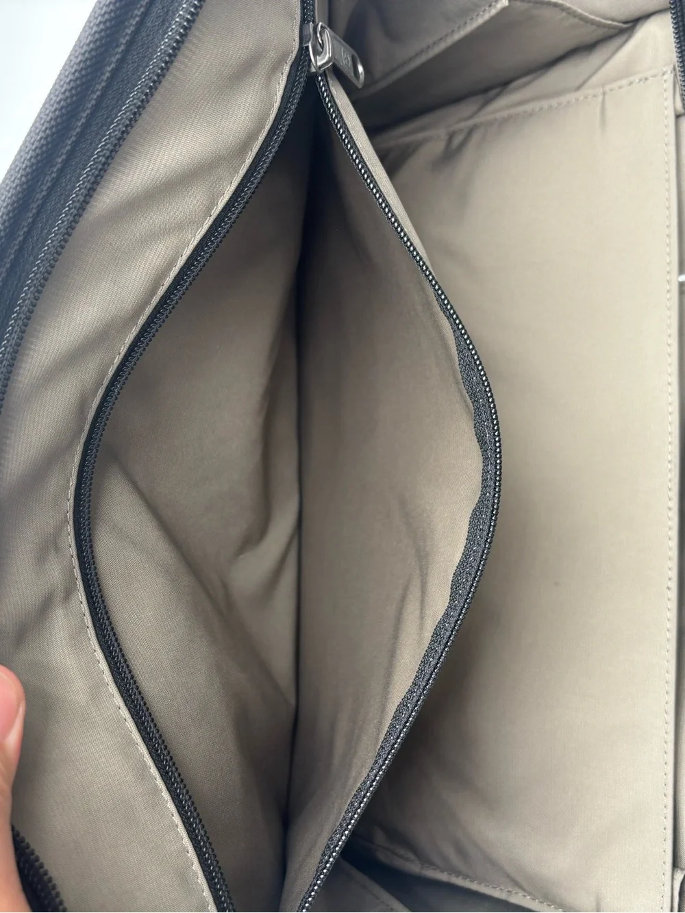 Victorinox Black Laptop Messenger Bag with Padded Strap